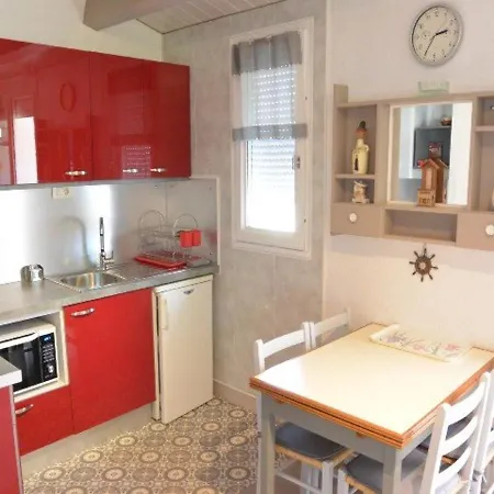 Climatise 5 Pers, Parking, Proche - Fr-1-607-66 Apartment *